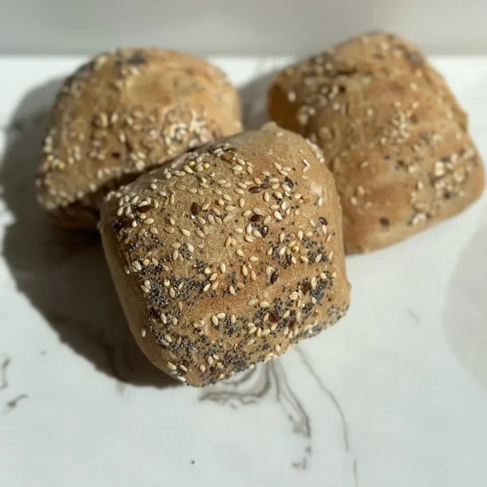 Pain pistolet aux céréales
